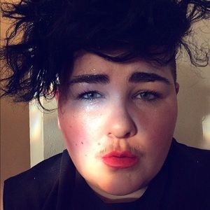 Meet your Posher, Mars